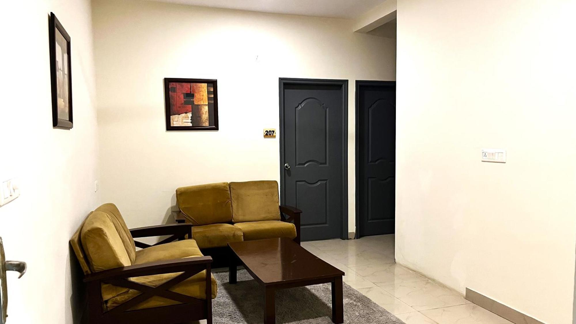 Athasri Hotel Hsr Layout Bangalore Buitenkant foto