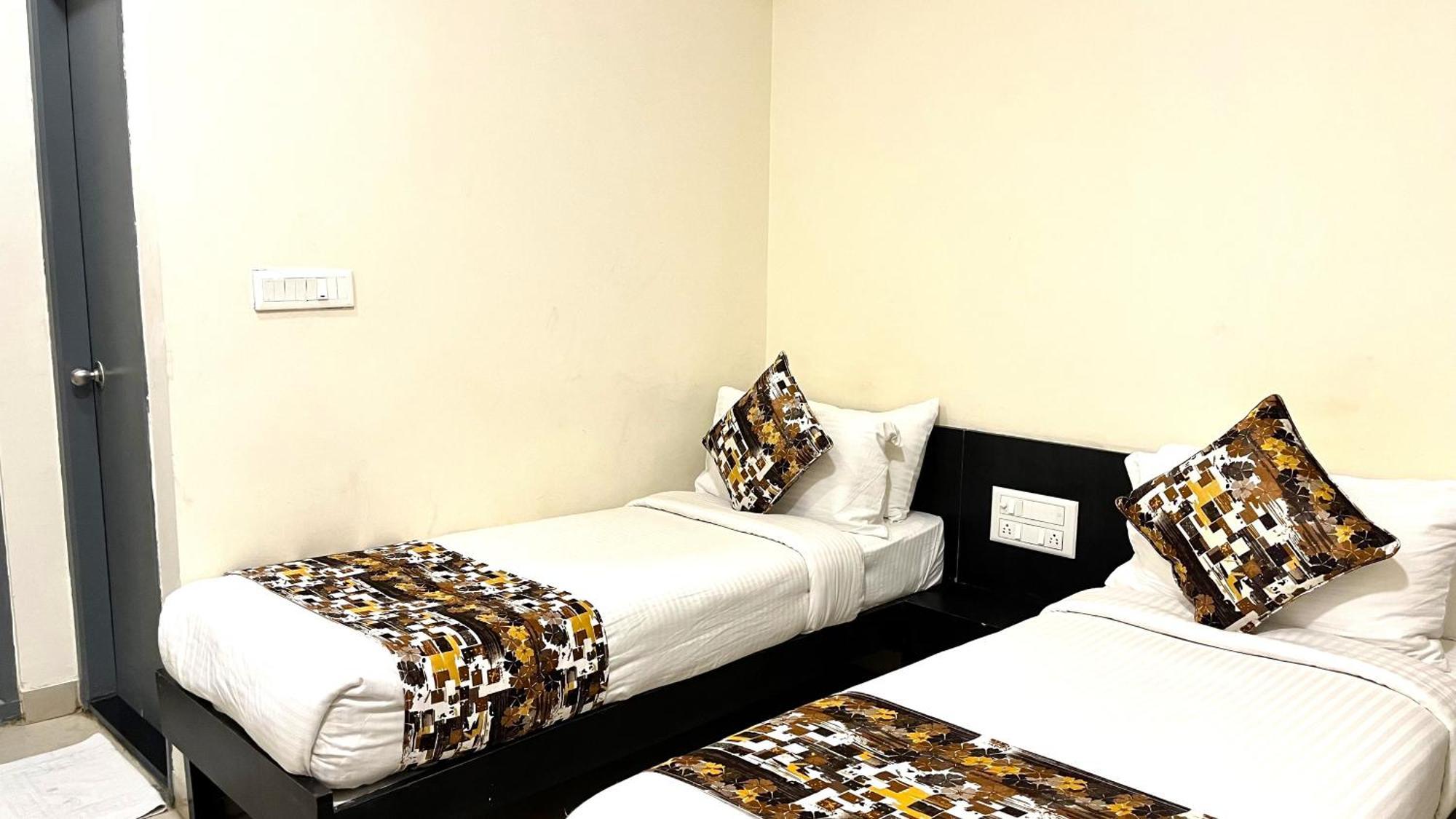 Athasri Hotel Hsr Layout Bangalore Buitenkant foto