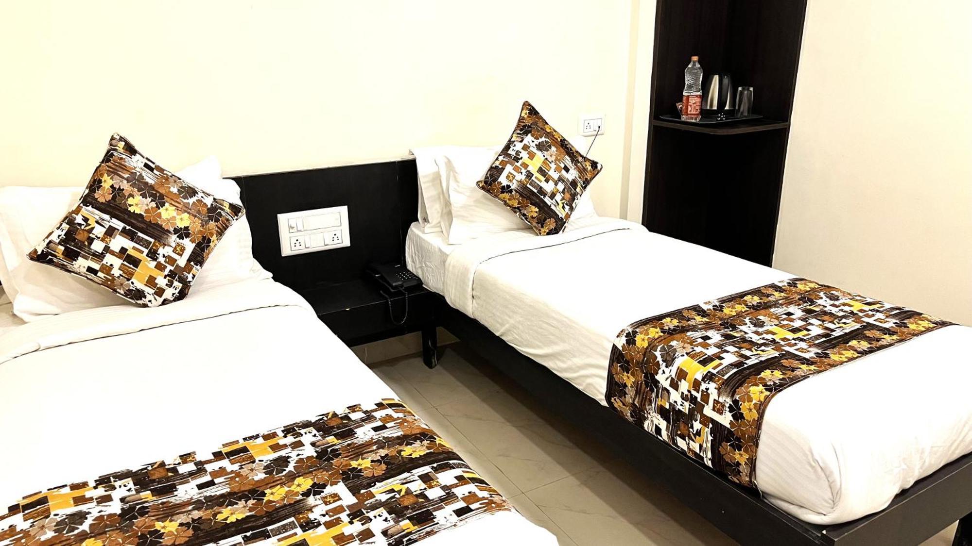 Athasri Hotel Hsr Layout Bangalore Buitenkant foto