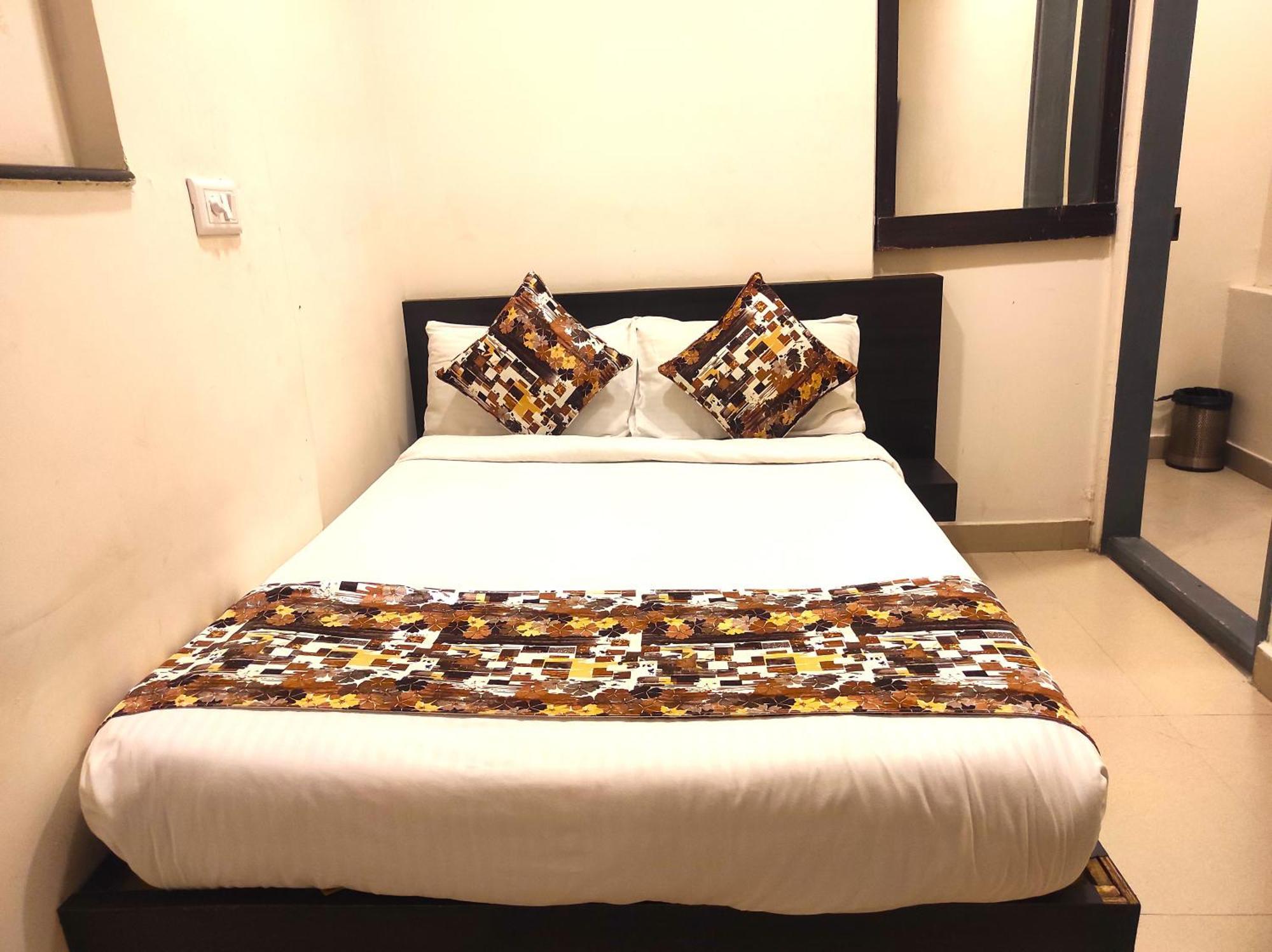 Athasri Hotel Hsr Layout Bangalore Buitenkant foto