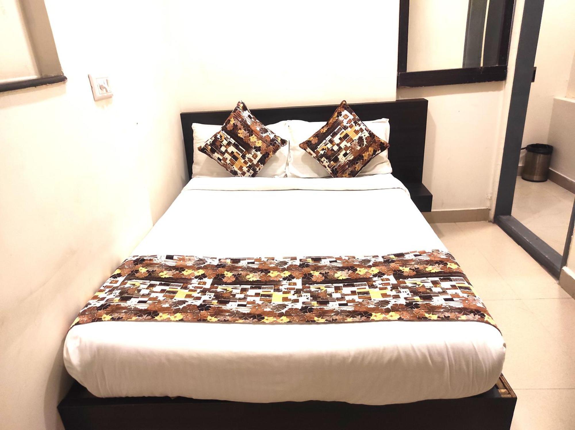 Athasri Hotel Hsr Layout Bangalore Buitenkant foto