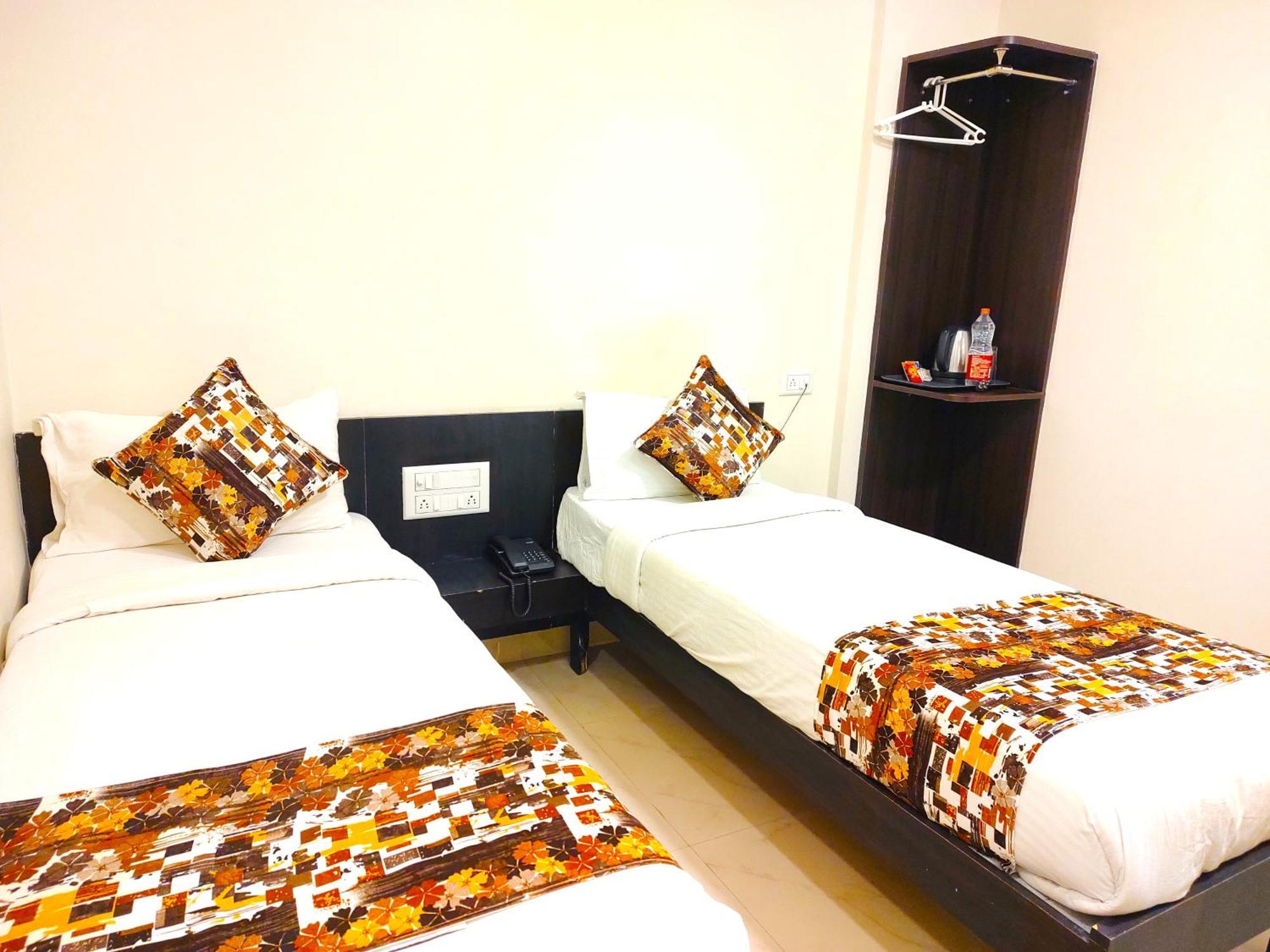 Athasri Hotel Hsr Layout Bangalore Buitenkant foto