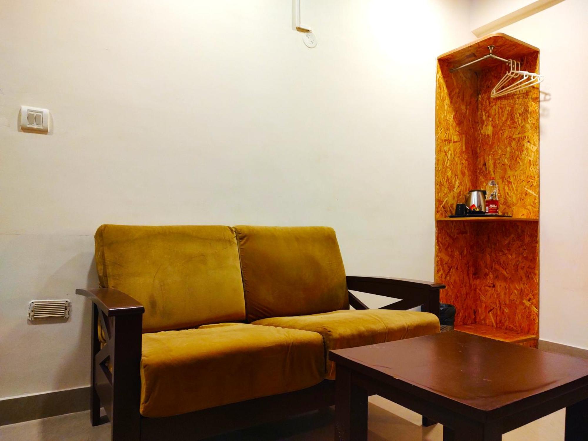 Athasri Hotel Hsr Layout Bangalore Buitenkant foto
