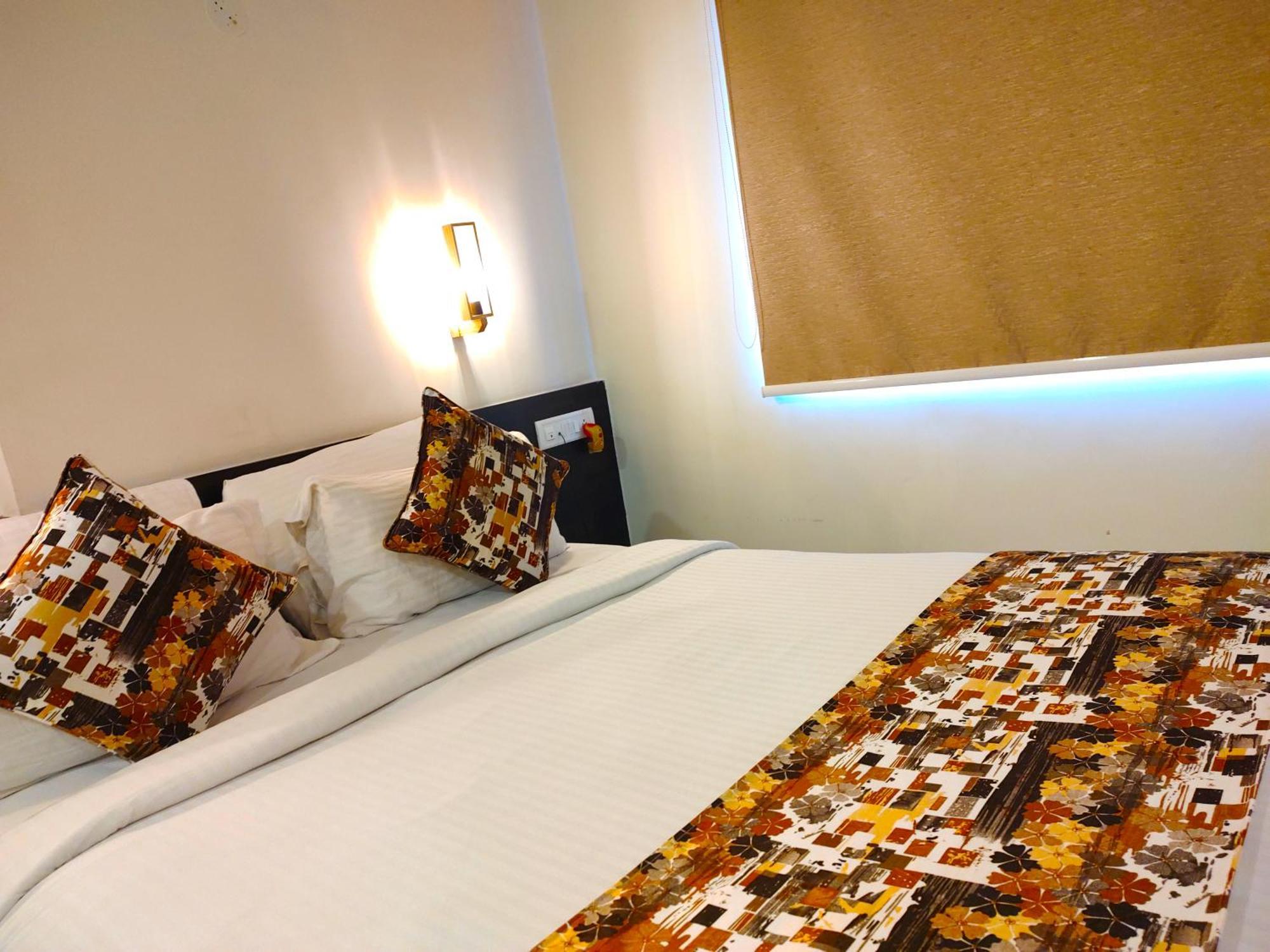 Athasri Hotel Hsr Layout Bangalore Buitenkant foto