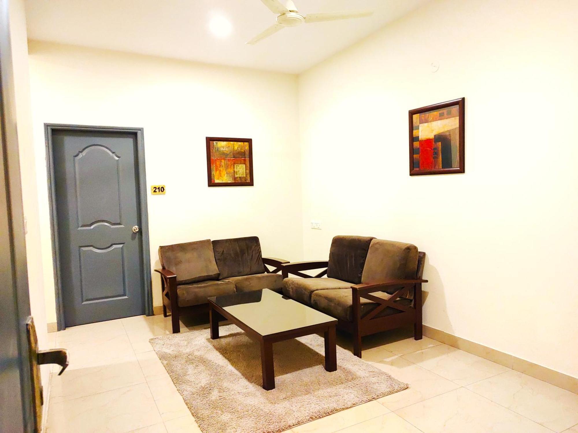 Athasri Hotel Hsr Layout Bangalore Buitenkant foto